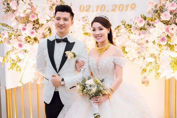 Ê-kíp tiết lộ sự cố bất ngờ trong đám cưới xa hoa của tình cũ Duy Alex-1