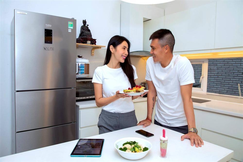 Thủy Tiên chia sẻ bí quyết giữ chân chồng bằng nồi cháo lòng 50 triệu-1