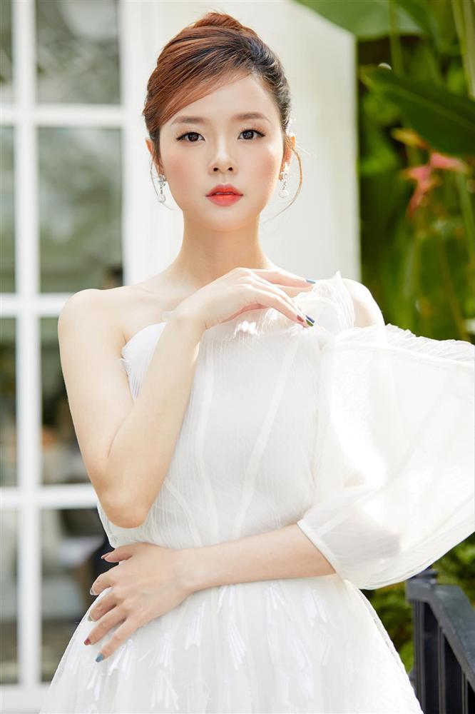 Nói về diễn cảnh nóng, Midu tự ví mình như tấm vải trắng, ngại chấm màu sẽ khó xóa vết-2