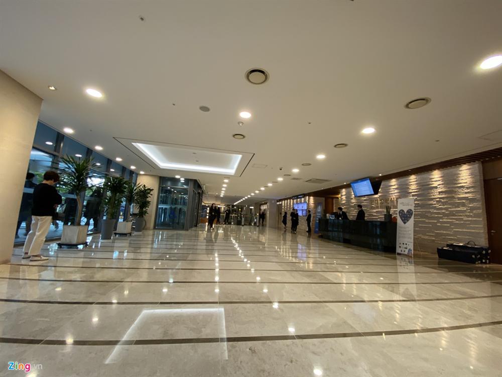 Không khí đau thương tại tang lễ của Sulli-5