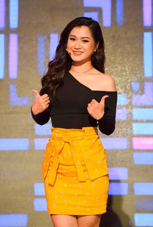 Cắt phăng mái tóc dài đã gắn bó nhiều năm, Lâm Vỹ Dạ khiến fans suýt không nhận ra-1