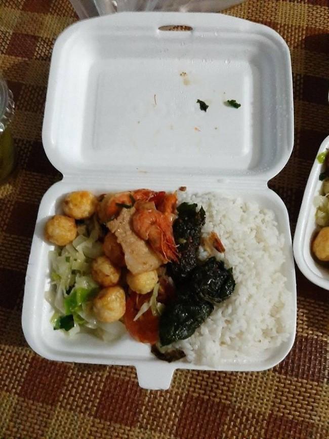 Đặt cơm gà trên mạng, cô nàng ngã ngửa khi nhận hàng vài khúc xương với giá 35k khiến dân mạng xót dùm-5