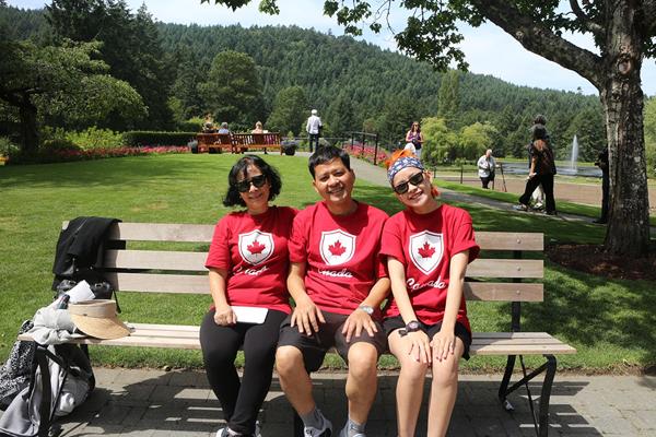 Đâu phải ai xa lạ, mẹ Chi Pu chính là PT xịn với những bài tập giảm béo cực kỳ đáng yêu-3