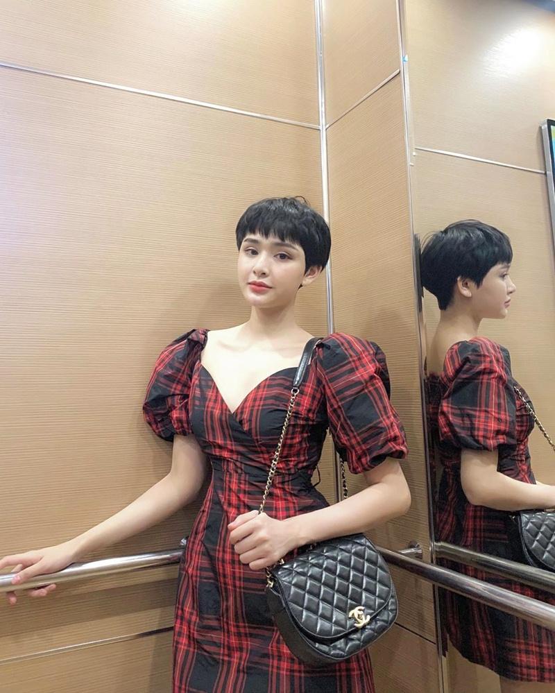 Chi Pu lăng-xê tông tím giống Jennie BlackPink - Sam lên đồ hack dáng m6 mà như m8-2