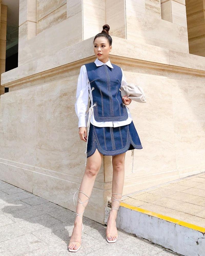 Chi Pu lăng-xê tông tím giống Jennie BlackPink - Sam lên đồ hack dáng m6 mà như m8-7