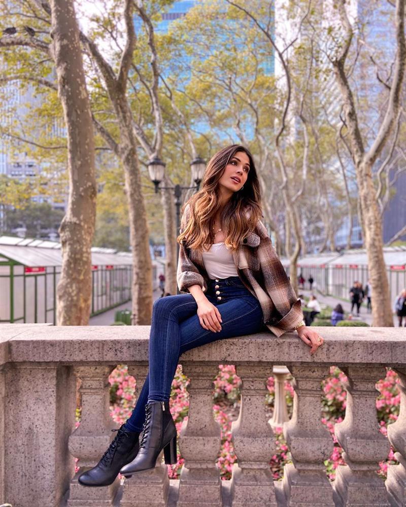 Bản tin Hoa hậu Hoàn vũ 16/10: Hoàng Thùy tiếp tục công phá bảng xếp hạng, sẽ lập kỳ tích Á hậu 1?-4