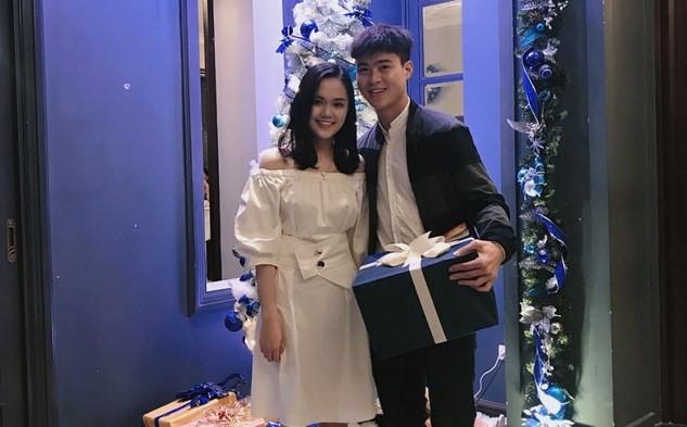 Duy Mạnh không thích diện đồ màu mè, được fan khen ăn mặc đẹp-7