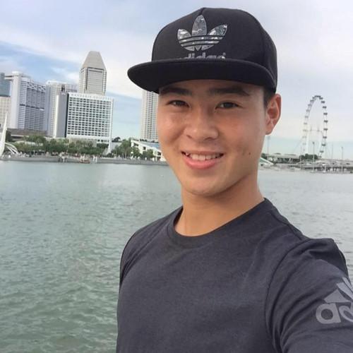 Duy Mạnh không thích diện đồ màu mè, được fan khen ăn mặc đẹp-6