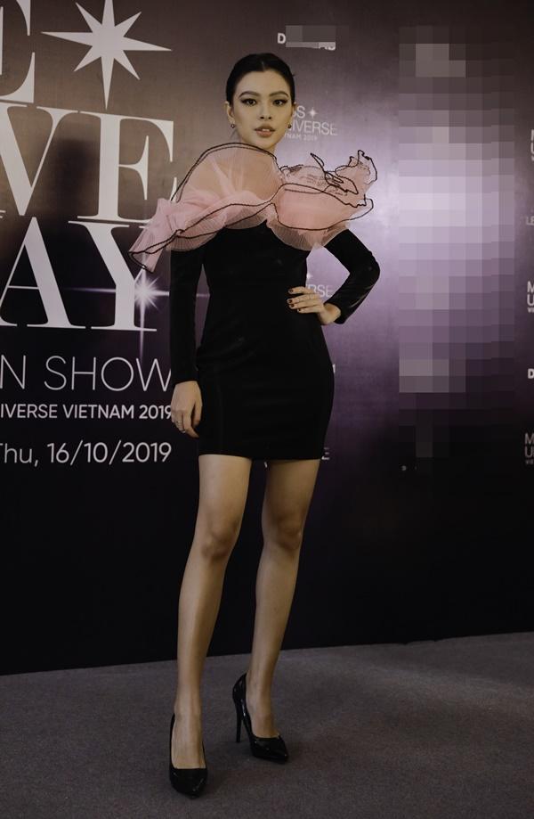 Nam Em xuất hiện tươi tắn, rạng ngời sau những tâm sự khó hiểu về chuyện buồn của Sulli-16