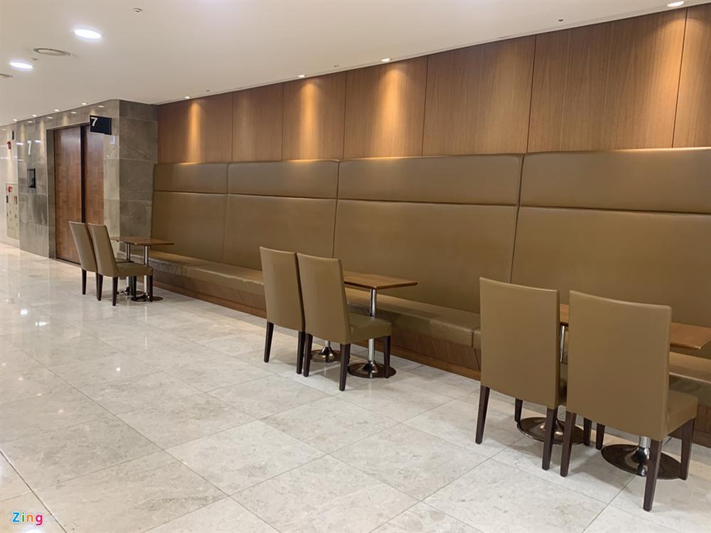 Phòng viếng đóng kín, không bóng người trong giờ đưa tiễn Sulli-9