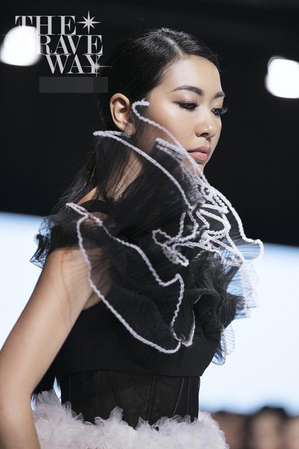 Liên tục bị chê catwalk, Thúy Vân vẫn được kỳ vọng lọt top 45 Hoa hậu Hoàn vũ Việt Nam 2019-1