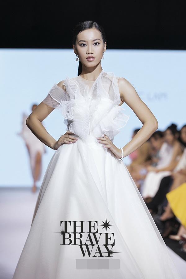 Liên tục bị chê catwalk, Thúy Vân vẫn được kỳ vọng lọt top 45 Hoa hậu Hoàn vũ Việt Nam 2019-10