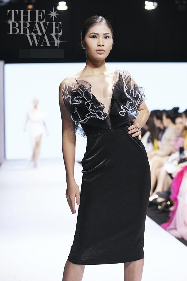 Liên tục bị chê catwalk, Thúy Vân vẫn được kỳ vọng lọt top 45 Hoa hậu Hoàn vũ Việt Nam 2019-12