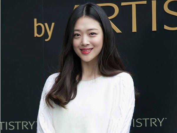 Người sáng lập SM - Lee Soo Man không về Hàn Quốc dự đám tang Sulli vì bận rộn ra mắt nhóm nhạc mới?-1