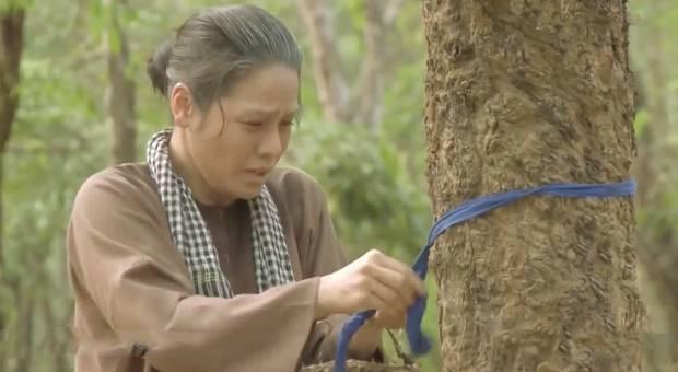 Những tình tiết vô lý đến hài hước ở phim Tiếng sét trong mưa-1