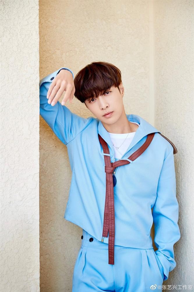 Lay (EXO) gây ấn tượng với cách sử dụng số tiền bồi thường thắng kiện từ anti fan-3