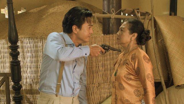 Đạo diễn Tiếng Sét Trong Mưa tiết lộ cảnh phim không bao giờ được phát sóng-3