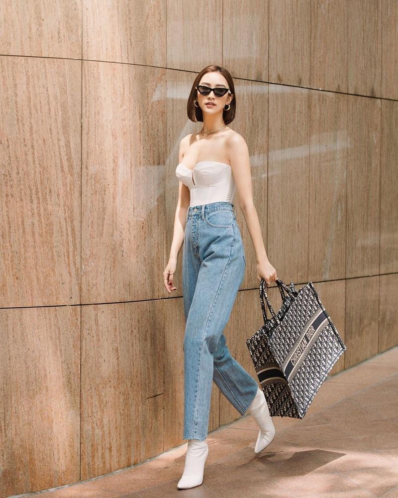 Trước ngày lên xe hoa, Đông Nhi khoe street style chất như nữ tổng tài - Thanh Hằng pose dáng gây chú ý-2
