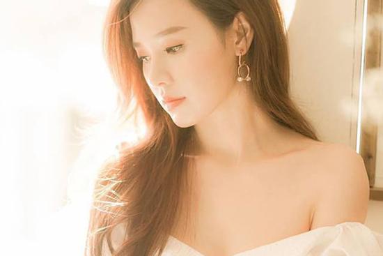 Đang khát khao người trong mộng xuất hiện vậy mà Midu lại tiết lộ từng 'đá' vô số trai đẹp