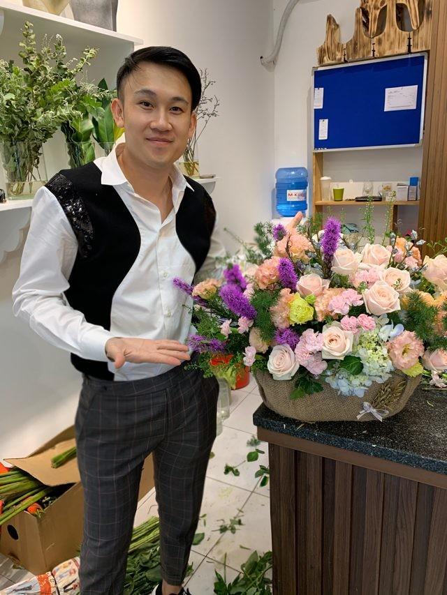 Làm trái lời Hoài Linh, Dương Triệu Vũ tẽn tò khi bị mẹ nhắc nhở trong ngày 20/10-1