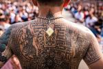 Lễ hội hình xăm từ nọc rắn và tàn thuốc ở Thái Lan
