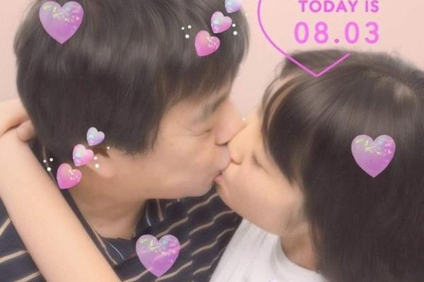 Chuyện tình mẹ con của người đàn bà từng trải qua 1 đời chồng và trai tân 23 tuổi làm nóng dư luận-4