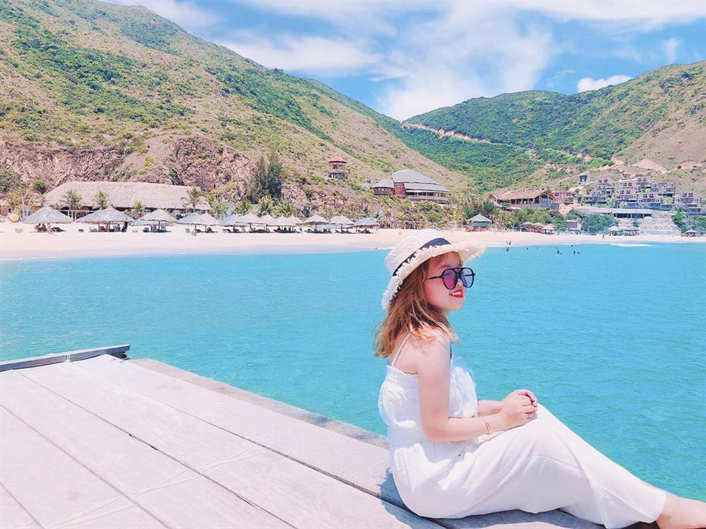 Cô gái 20 tuổi nhỏ như học sinh lớp 1: Ai nói nít ranh mình mặc kệ-5