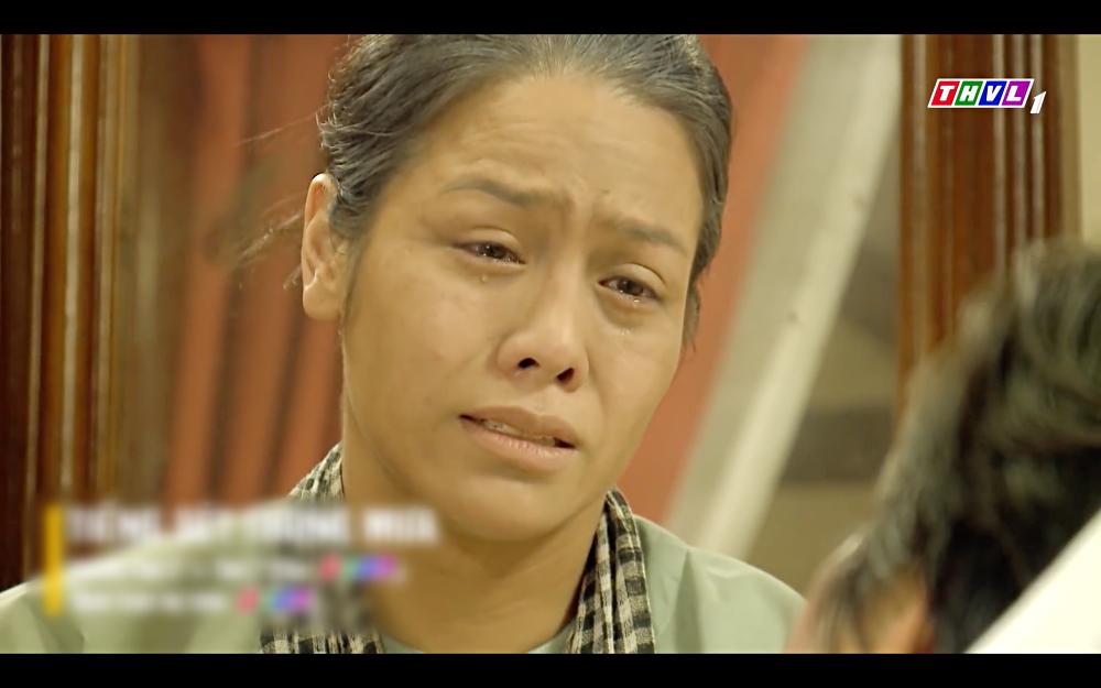 Nhật Kim Anh suýt để lộ thân phận mẹ ruột trước mặt con trai trong tập 41 Tiếng Sét Trong Mưa-3