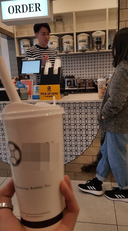 Loạt ảnh fan gửi từ phương xa: Bỏ showbiz Việt, rocker Nguyễn sang Australia làm ông chủ quán trà sữa-3