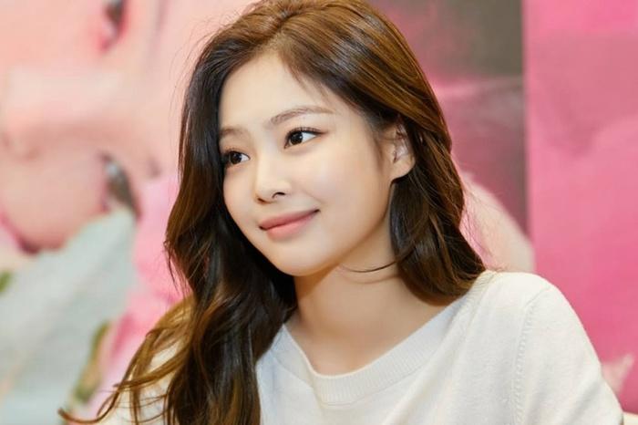 Jennie (BlackPink) vô cớ trở thành mục tiêu chỉ trích sau sự ra đi của Sulli, netizen bất bình lên tiếng-4