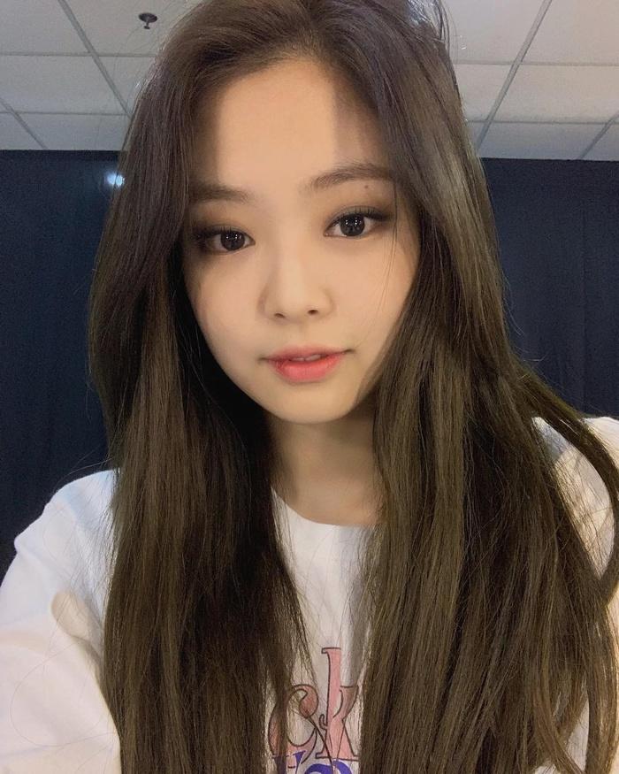 Jennie (BlackPink) vô cớ trở thành mục tiêu chỉ trích sau sự ra đi của Sulli, netizen bất bình lên tiếng-5
