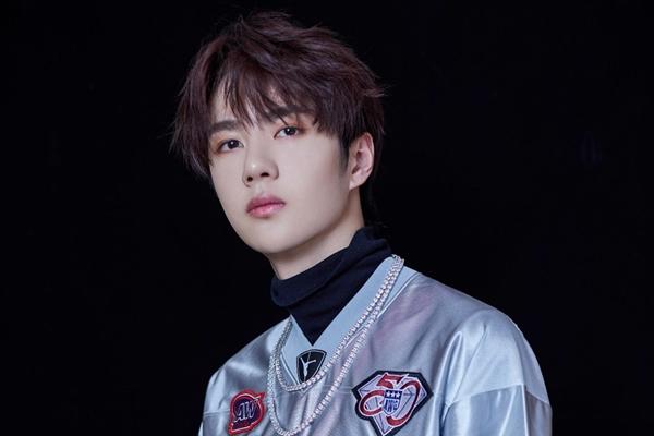 Loạt ảnh thơ ấu chứng minh nam thần Vương Nhất Bác đẹp từ trong trứng nước-14