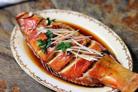 Làm cá hấp mà bị tanh chắc hẳn bạn đã thiếu bước này, thêm đủ bước cá sẽ thơm lừng