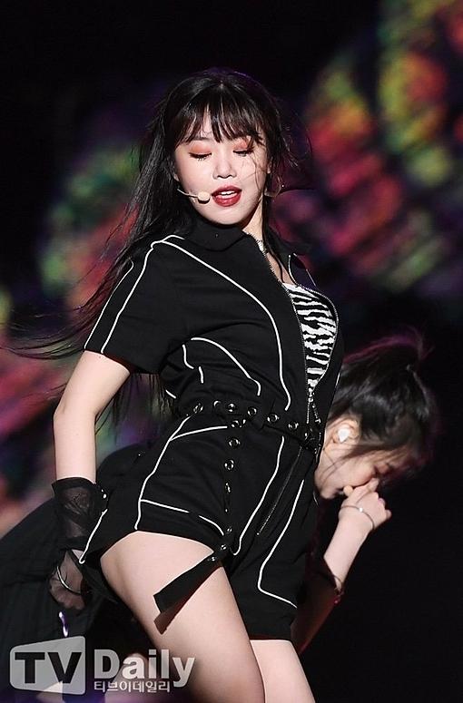 Soo Jin (G)I-DLE được ca ngợi là idol nữ sexy nhất Kpop-1