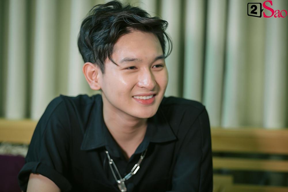 Con nuôi Minh Nhí lần đầu lên tiếng tin đồn đồng tính: Tôi nhìn nhây nhưng thực sự chuẩn men đấy-1