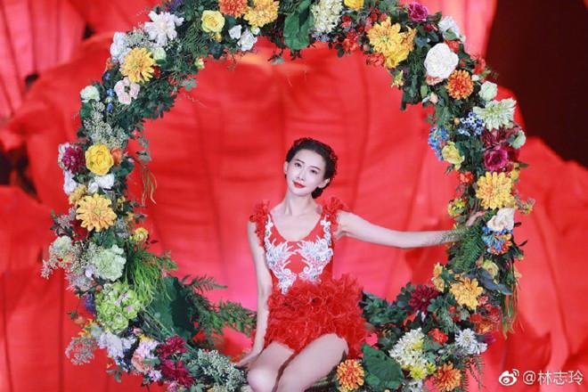 Lâm Chí Linh - siêu mẫu luôn bị điều tiếng vì ảnh khêu gợi-6