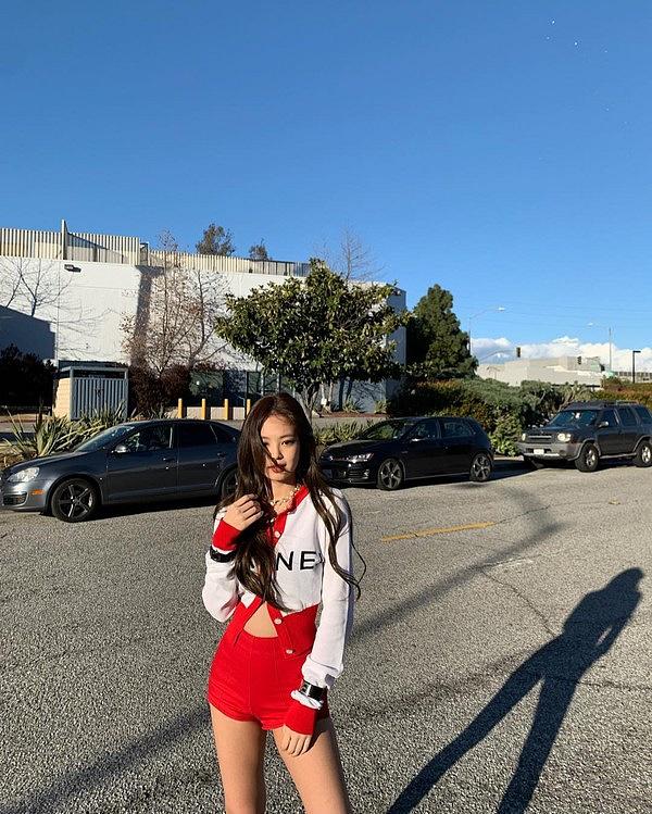 Ở Việt Nam có Phượng Chanel thì ở Hàn Quốc có Coco Jennie BlackPink-11