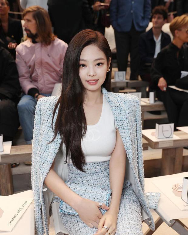 Ở Việt Nam có Phượng Chanel thì ở Hàn Quốc có Coco Jennie BlackPink-8