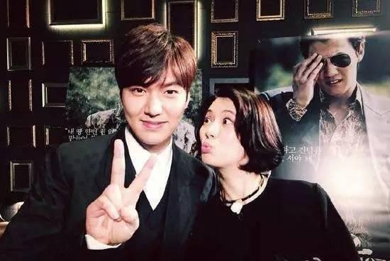 Viên Vịnh Nghi hóa fangirl bên cạnh nam thần xứ Hàn Lee Minho.