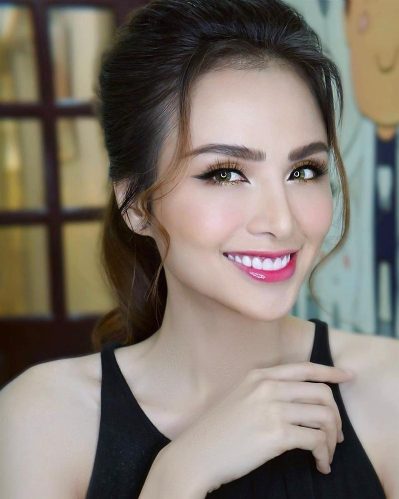 Bản tin Hoa hậu Hoàn vũ 21/10: Cô gái bị chê xấu xí nay đẹp hơn cả Phạm Hương và Diễm Hương-3