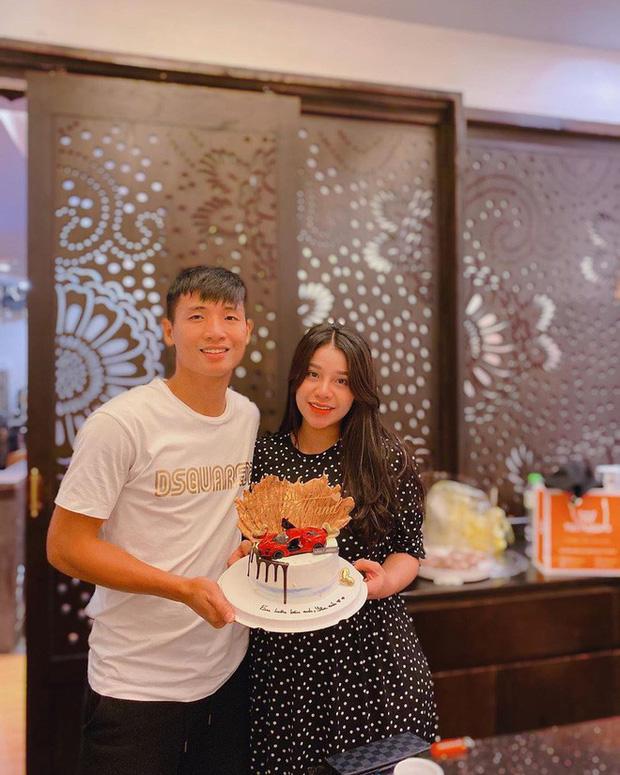 Vợ sắp cưới Bùi Tiến Dũng hạ sinh con đầu lòng, ai cũng tò mò diện mạo tiểu công chúa-2