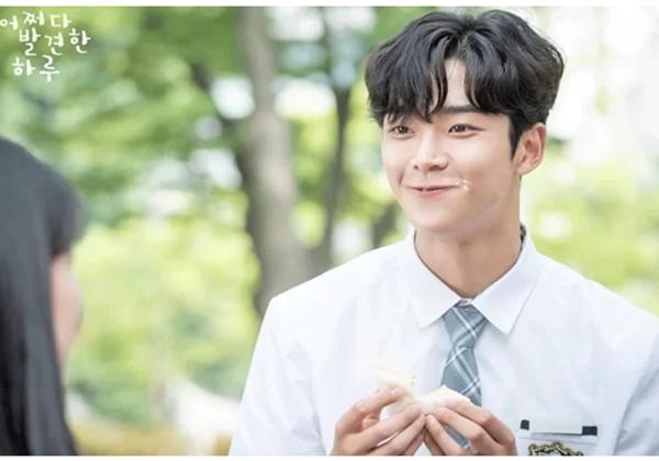 4 nam thần học đường thế hệ mới của màn ảnh Hàn-12