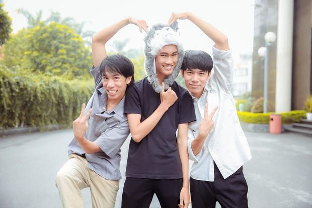 Xuất hiện nhóm 1977 Vlog còn khủng hơn bà Tân, đạt 400 nghìn lượt đăng ký chỉ với 3 video-4