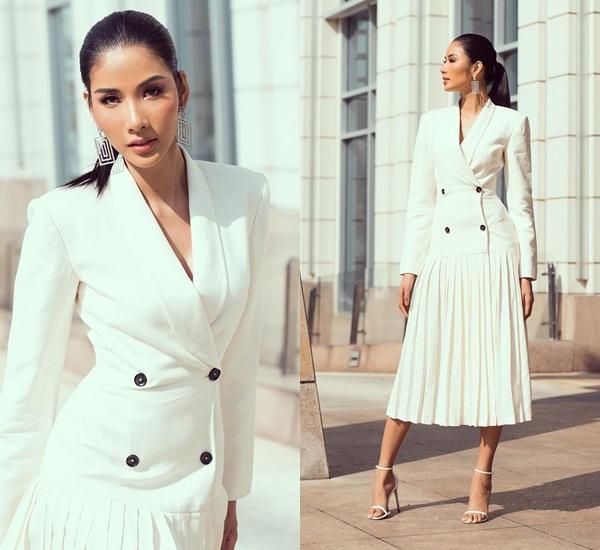 Bản tin Hoa hậu Hoàn vũ 22/10: Mỹ nữ lộ nhũ hoa ở thành Rome cướp sạch sóng của Hoàng Thùy-2