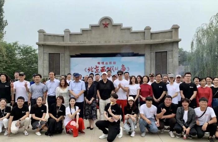 Lộ ảnh Lý Thần cùng bạn gái tin đồn Vương Hiểu Thần trên phim trường-11