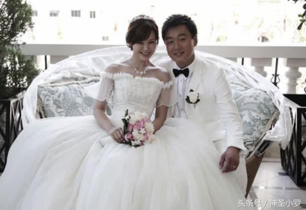 Phải lòng cô giáo, chàng sinh viên quyết tán bằng được... và kết quả sau 10 năm-4