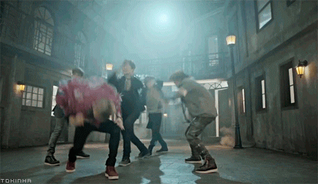 Nhìn bao ngầu là thế, fan vẫn chỉ trích loạt vũ đạo cực nguy hiểm của các nhóm nam nhà SM-8