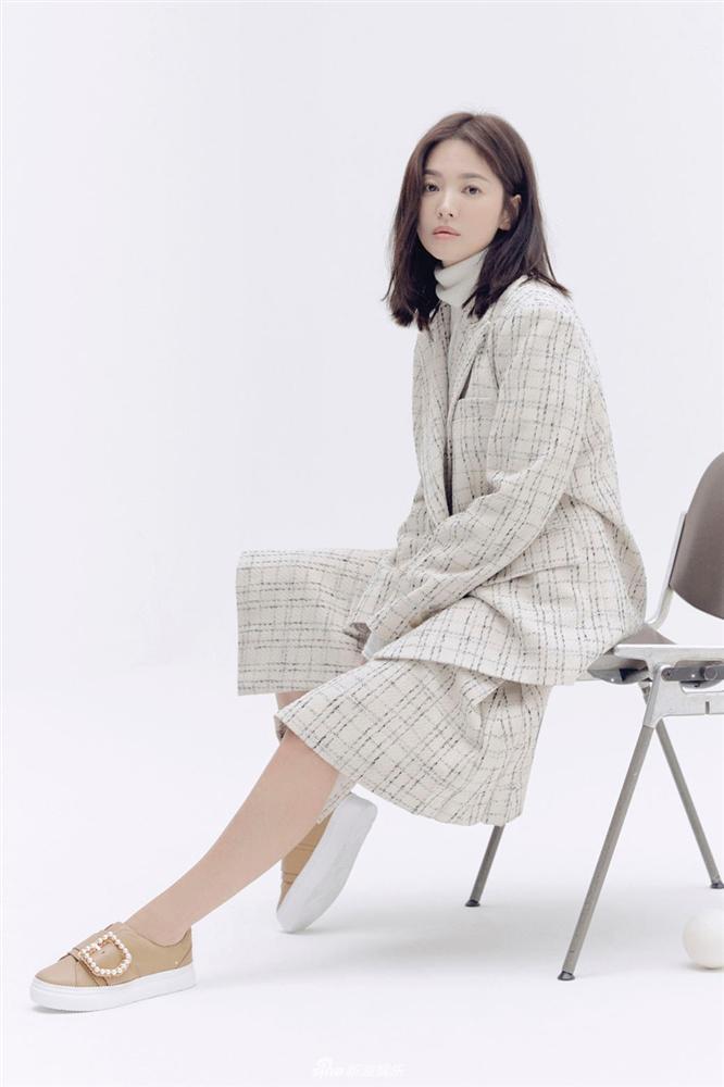 Cuộc sống đối lập của Song Joong Ki và Song Hye Kyo sau 4 tháng ly hôn-12