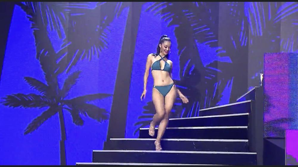Kiều Loan mặc jumpsuit trình diễn dạ hội, khán giả xem Miss Grand 2019 há hốc với hình ảnh lạ kỳ-6