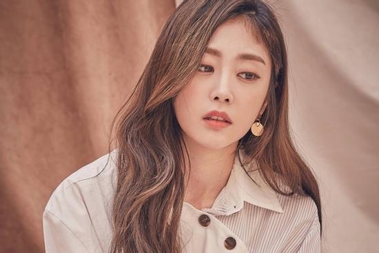 Tử vi thứ Sáu ngày 25/10/2019 của 12 con giáp: Dần không nên đầu tư tài chính, Thìn làm gì cũng hanh thông